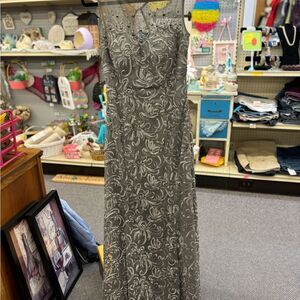 Ignite ladies 6 gray beaded gown